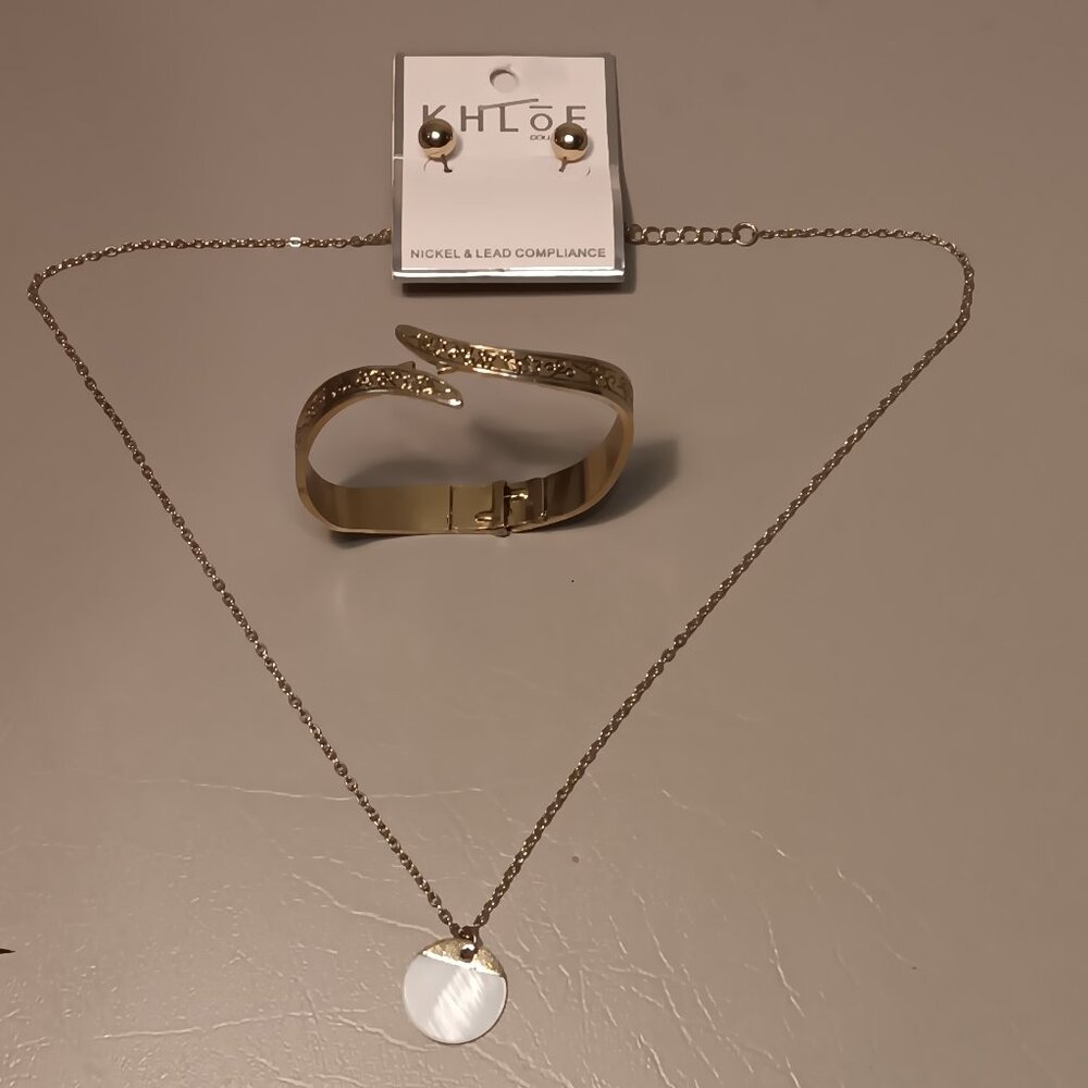 Khloe Collection NEW dainty necklace & stud earrings set with clamper bracelet